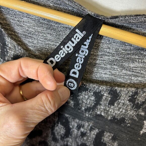 Desigual Gray Graphic Animal Pattern Ruched Side LS Short Sweater Dress Size M - Picture 6 of 14